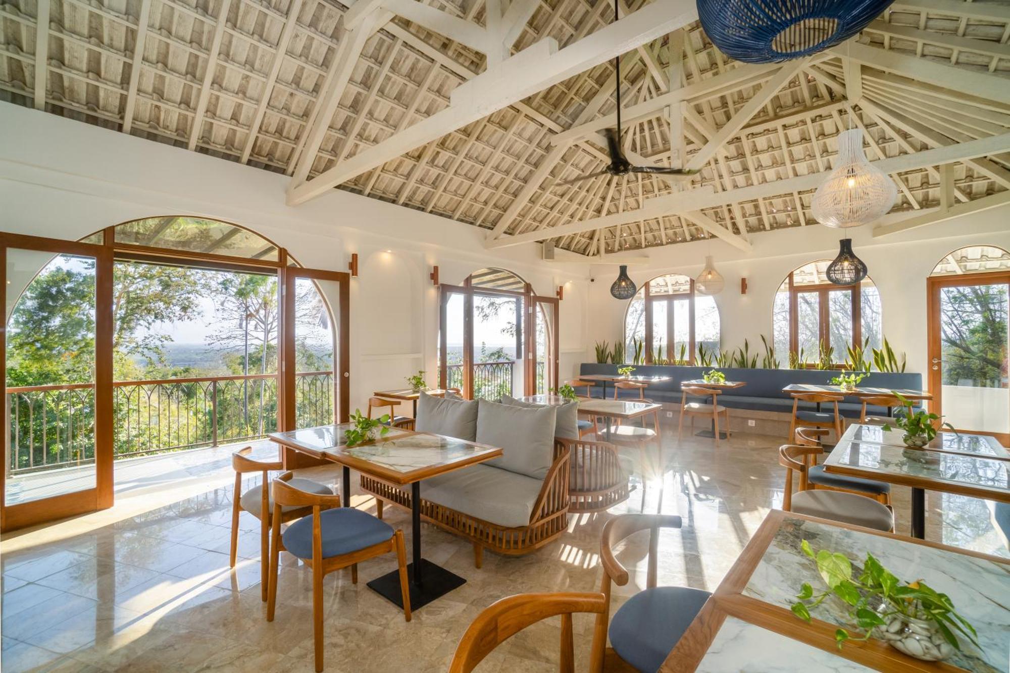 Arpana Luxury Private Pool Villas ジンバラン エクステリア 写真